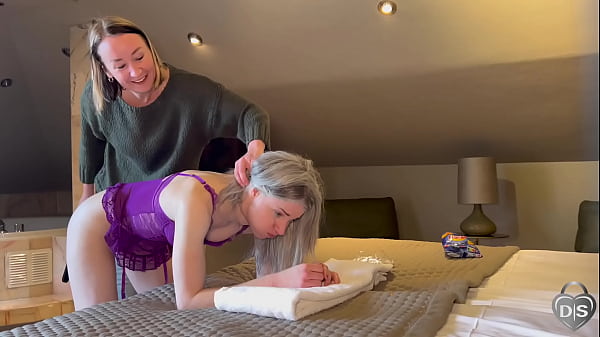 Noortje Hotel Spanking 2 thumbnail