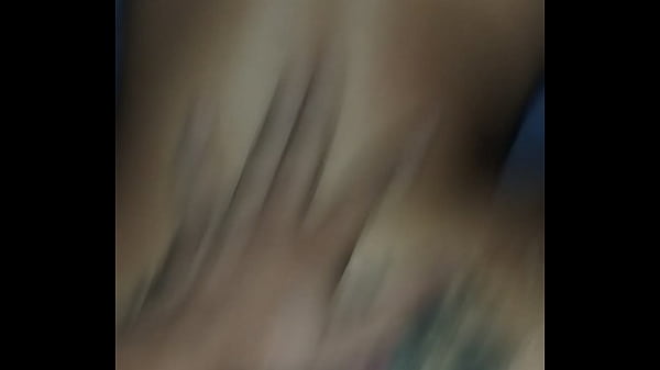 Taco o colch&atilde;o no ch&atilde;o e te taco saco