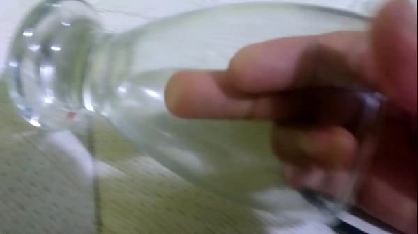 Te voy a complacer usando la mano