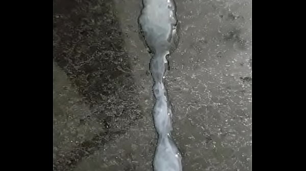 Play MP4 - Botando o passivo pra beber leite