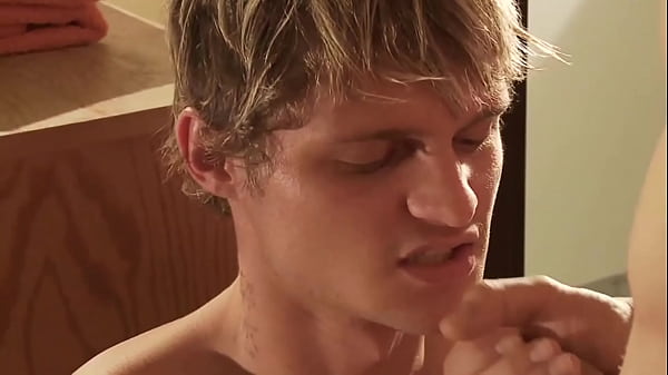 Czech Bareback Sex Couple Thommy And Manuel thumbnail