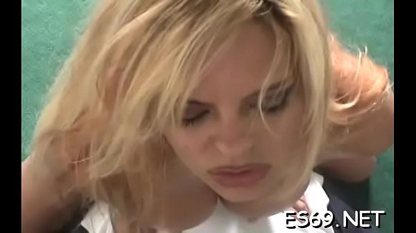 Dominant ladies andsubmissive sissy boyz are having fun