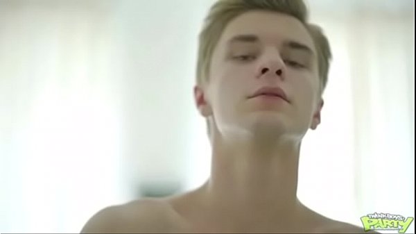 Play MP4 - sexy cute boy