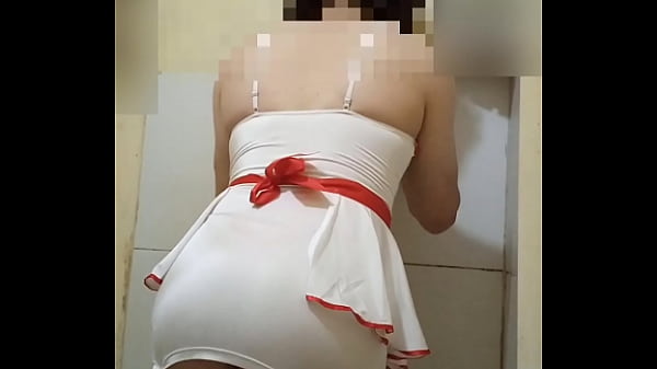 Play MP4 - Enfermeira crossdresser puta