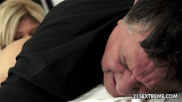 Nonton Kitty Rich - Grandpas Fuck Teens thumbnail