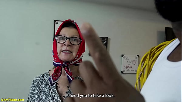 Play MP4 - horny grandma gets ass fucked by an electrician