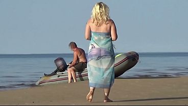 Lady Tourist Fucks Boatman