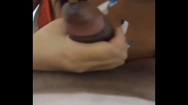 Humilhação extrema paraum corno submisso gozando muito