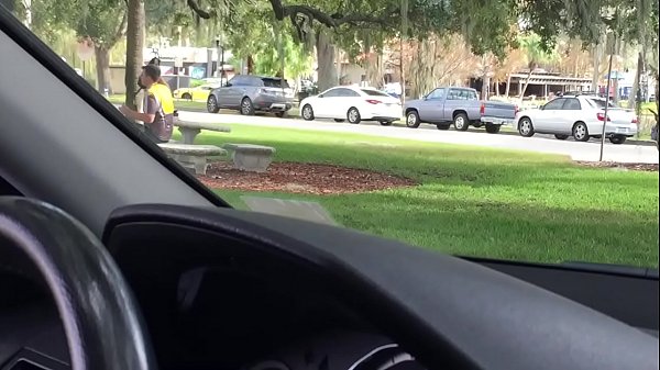 Kelley Cabana Playing with her Pussy_as she Drives in Traffic