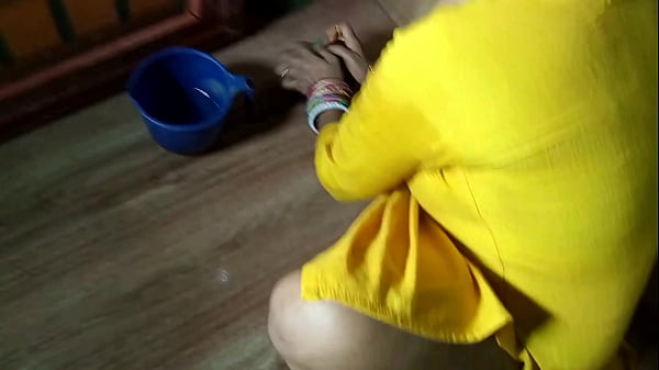 Play MP4 - XXX Fucked my maid in the bathroom In Doggy Desi Hindi Voice