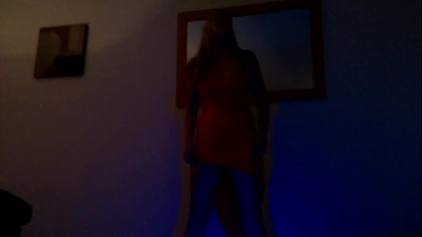 Play MP4 - lisalovesalot young lap dancer tease cock and pussy bitch