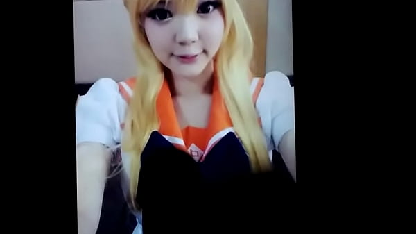 YingTze Ying Tze Cum Tribute Cosplayer