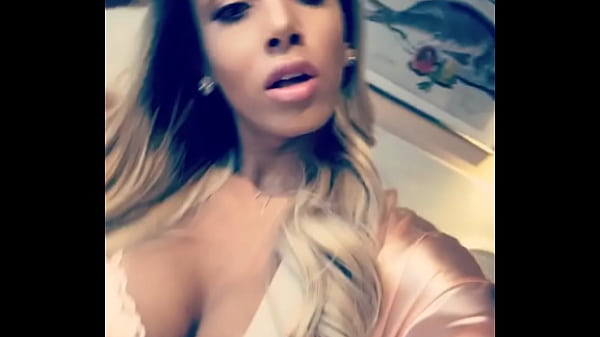 A428361B-D731-43B3-93C0-DE37F3DCFF05.MOV 