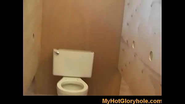 Nonton Black Girl Sucking Her First White Dick Anonymously 28 thumbnail