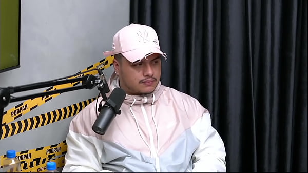 Papo sobre criptomoedas da atriz gostosa maru karv ruivinha safada