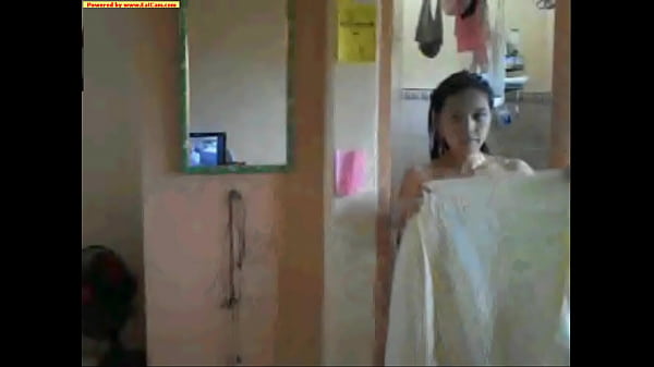 Reysan Lacson after shower tease!