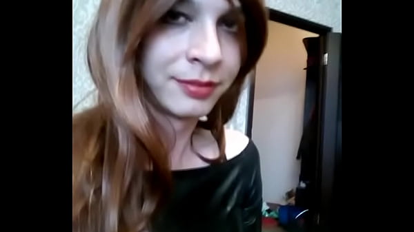 Teen crossdresser vlada show her body 