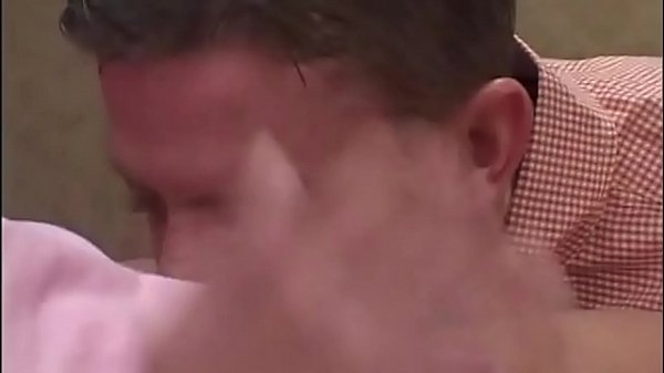 Play MP4 - In the office of the head of department&comma; she puts her and her career on the desk - her mouth praises the tail in the highest tones - will he spoil her ass&quest;