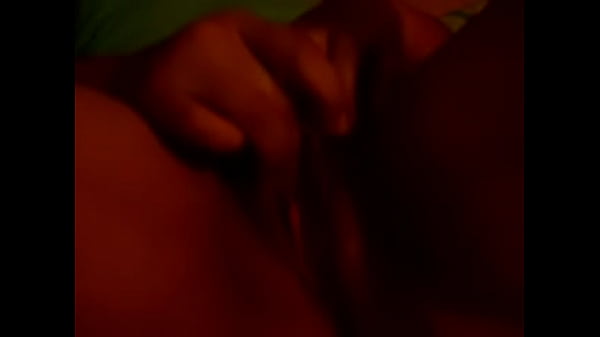 Masturbada y mojadisima 