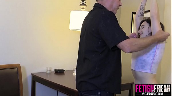 Play MP4 - Step in the kitchen