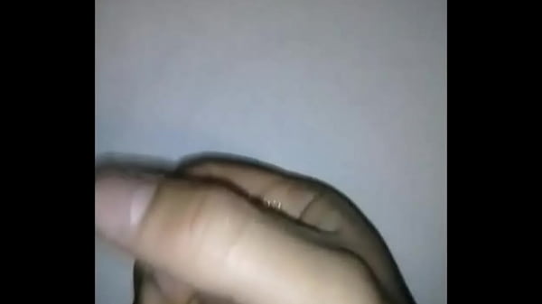 Play MP4 - Young boy cums 2