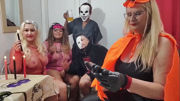 Nonton Especial De Halloween Sexy Assustador Sejam Bem Vindos Ao Inferno Orgia Surubas Um Gang Bang Melhor Festa Do Brasil S&oacute; Vem Assina O Sheer Ou Veja No Xrd thumbnail