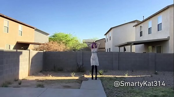 Play MP4 - Stripping in view of all the Neighbors