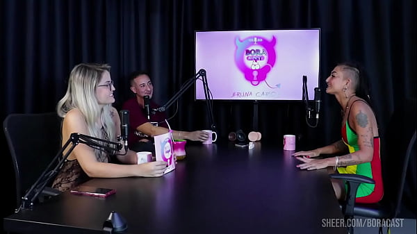 COMPILADOS DA CAROLETA ROOTS NO BORA CAST COM BRUNA CARLOS & MATHEUS CAETANO - PARTE 3 (WATCH ON: SHEER/RED) 