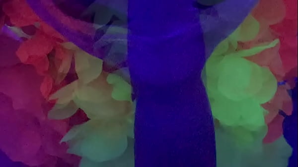 Sucking his dick under blue light_photos