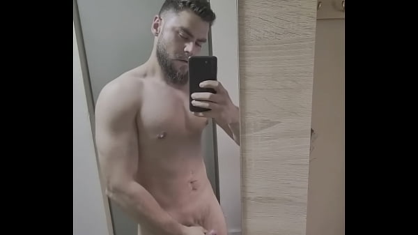 Me in mirror solo boy