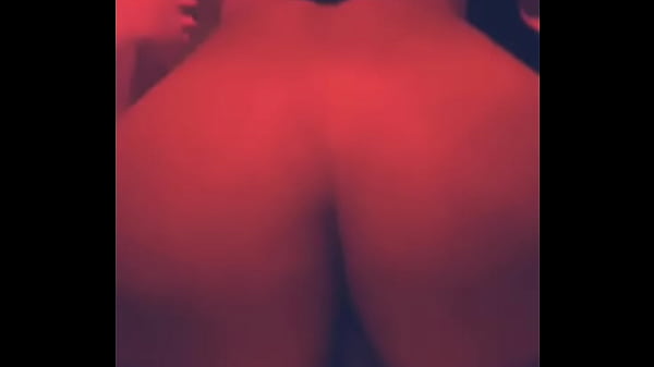 Montando vergas ricas_sacándole toda_su lechevergones me danrico suscríbete