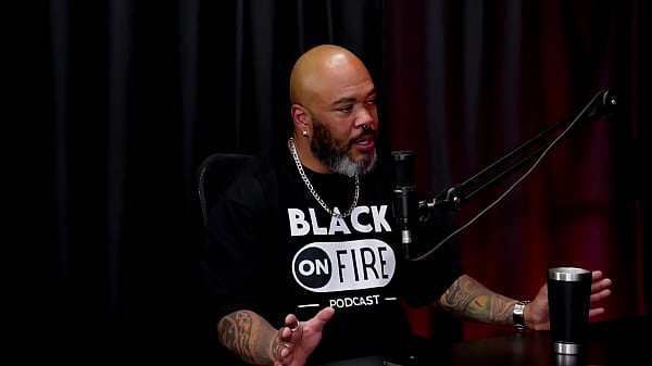 Play MP4 - Trabalha na &aacute;rea da est&eacute;tica&comma; fizeram menage&comma; gosta de exibisionismo e casa de swing&comma; &eacute; acompanhante e &eacute; ousada - Aninha e Renatinha &lpar;WATCH ON&colon; SHEER&sol;RED&rpar;