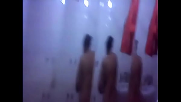 SEXY NAKED INDIAN BHABHI IN BATHROOM