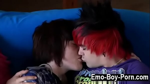 Gay clip of Hot top Drake Blaize fucks the tear up out of red head 