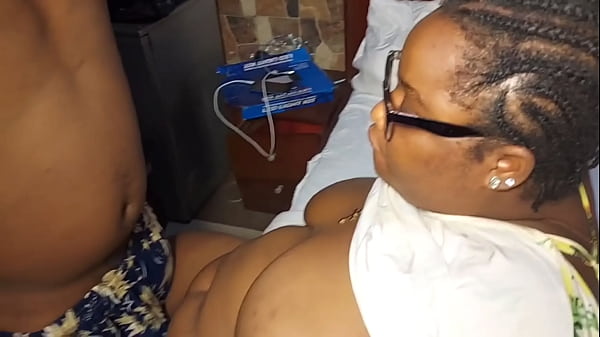 Play MP4 - update &num;8 - SWEET IN THE MIDDLE