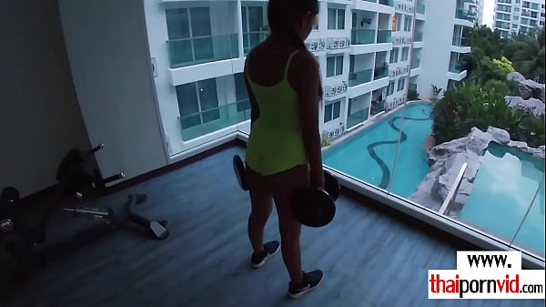 Asian teen enjoyshardcore amateur sex after workout