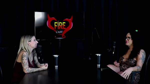 N&atilde;o gosta da forma que chupa os peitos teve a proposta do swing e o exibisionismo e o ido inusitado foi brunna sweet watch sheer red