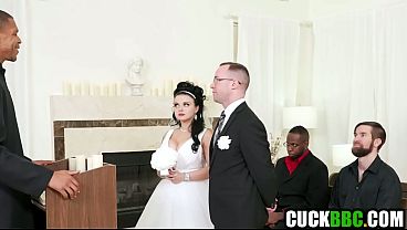 Nonton Bride Fucked By Bbcs In Front Of Cuck Husband thumbnail