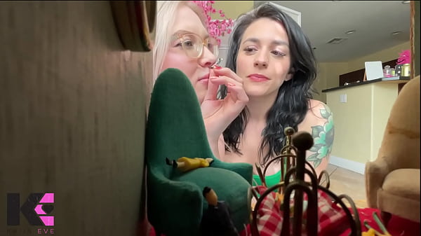 Starving Giantess Hunters Pluck Tinies Into Their Mouths: Vore thumbnail