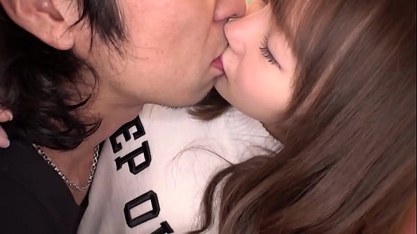 Play MP4 - 【クラスで一番カワいい子】【全てがレベチ銀河系】【無類のキス好き】【超美尻・超美パイパン】【イラマ好き】みんなの青春カムバック！クラスで一番カワいい子ってこういう子！見て納得ヌイて納得の銀河系！青春をもう一度味わってみませんか？