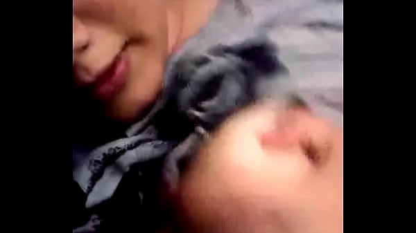 Play MP4 - Ricas teta de puta