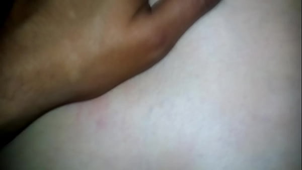 Ella seabre las nalgaspara q_le entrecompleta