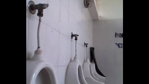 Play MP4 - public toilet 4 HD