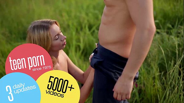 Play MP4 - Brunette teen lesbians masturbating outdoors