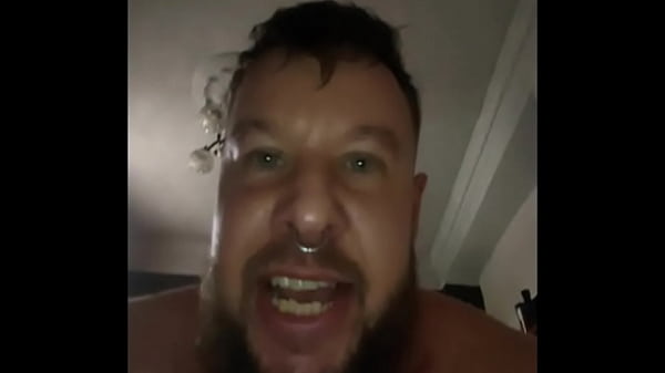 Play MP4 - Sweaty Russian bear growls when he cums in a guy