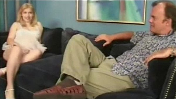 Shaving Her Pregnant Pussy 