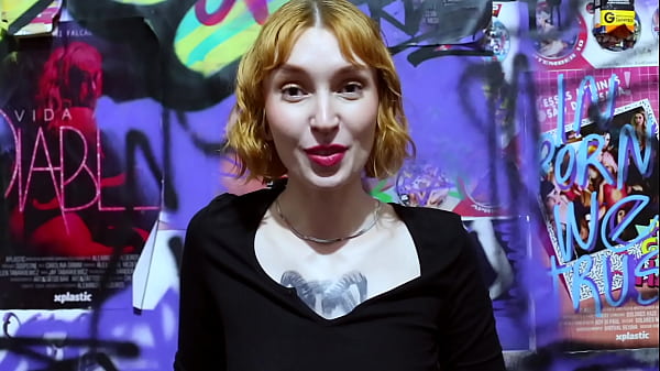 Nonton Belly Button Worship & Humiliation thumbnail