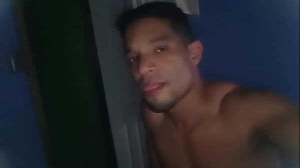 Agradar Meu Pobre Vizinho Dando-lhe At&eacute; Que Ele Recebe O Meu Leite thumbnail