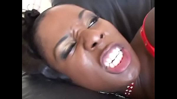 One long black schlong an make happy two chicks with chocolate skin