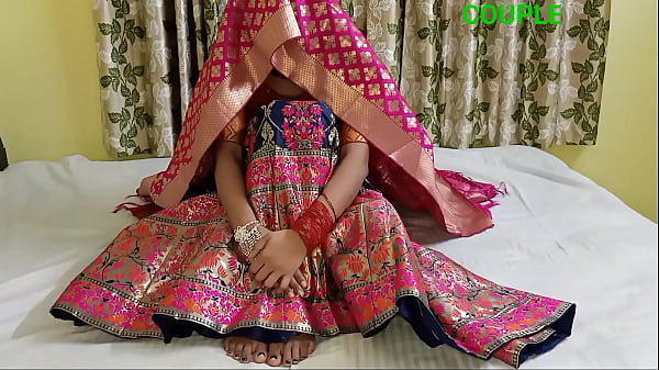 Play MP4 - शादी की पहली रात जैसा माहौल बनाकर चोदा चादी की